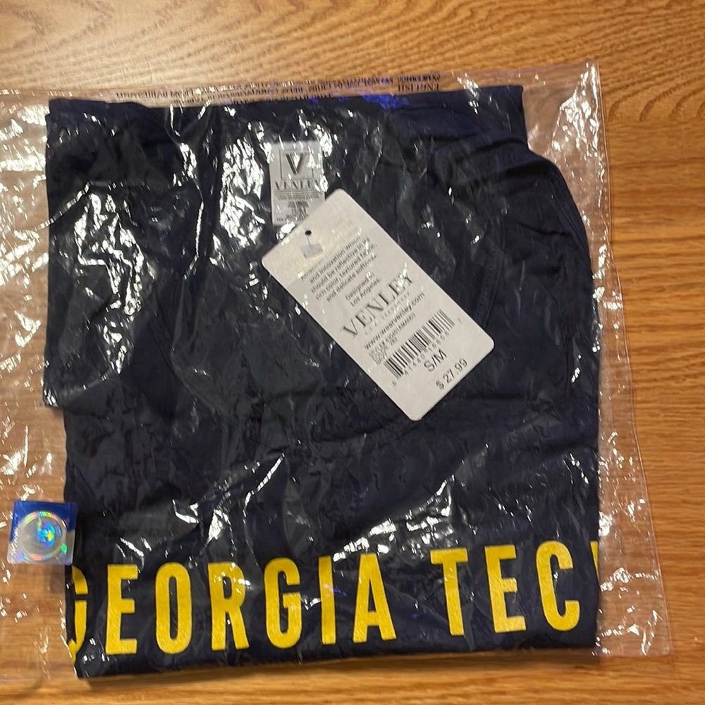 Georgia Tech Yellow Jackets tank top size S/M. Navy
